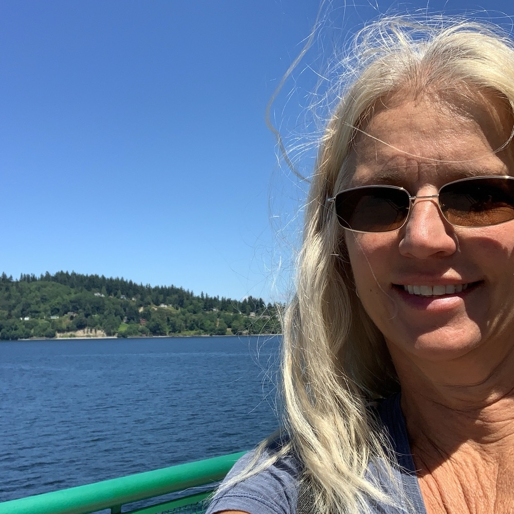 Meet your Posher, Lesley